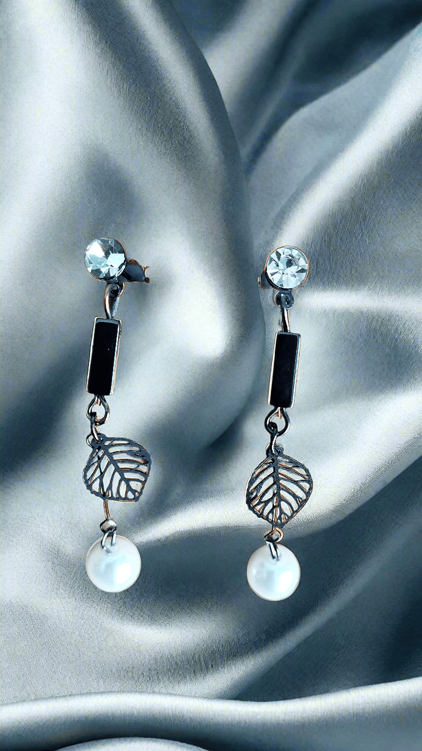 Korean fashion earrings and dangler
K-style jewelry
Minimalist trendy statement earrings
Chic jewelry
Elegant drop earrings
Pearl dangler earrings
Geometric Delicate earrings
Crystal drop earrings
Trendy Korean earrings
Aesthetic earrings
Cute Korean earrings
Y2K earrings
K-pop inspired earrings
Modern chic jewelry
Luxury fashion earrings
Office wear earrings
Minimalist gold earrings
Workwear jewelry
Lightweight Daily wear earrings