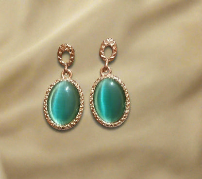 Dainty Emerald Green Stud Statement Earrings, Emerald Green Teardrop Earrings, Royal Green Earrings, Wedding Jewelry, Bridesmaid Gift BELK007f-PunnagaiDJ