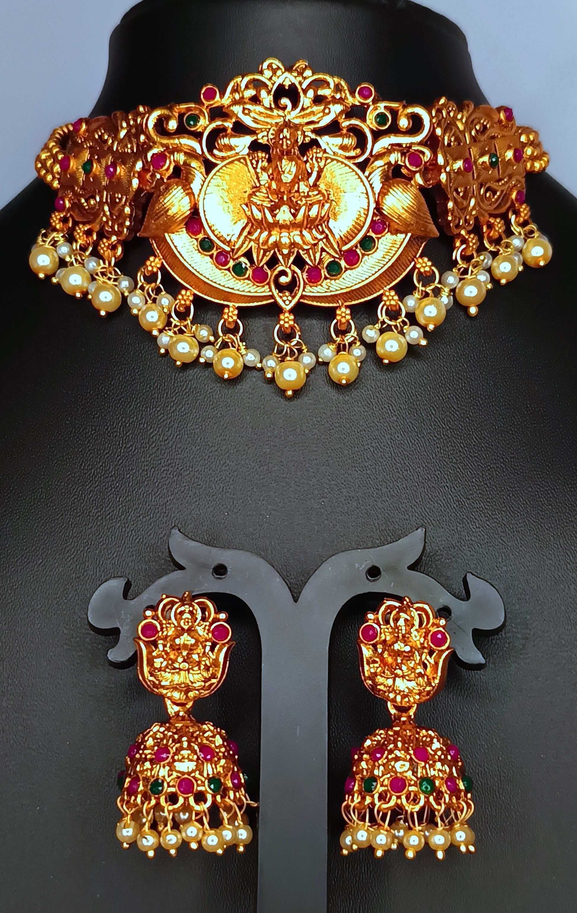 Mesmerizing antique Choker lakshmi _6peacock