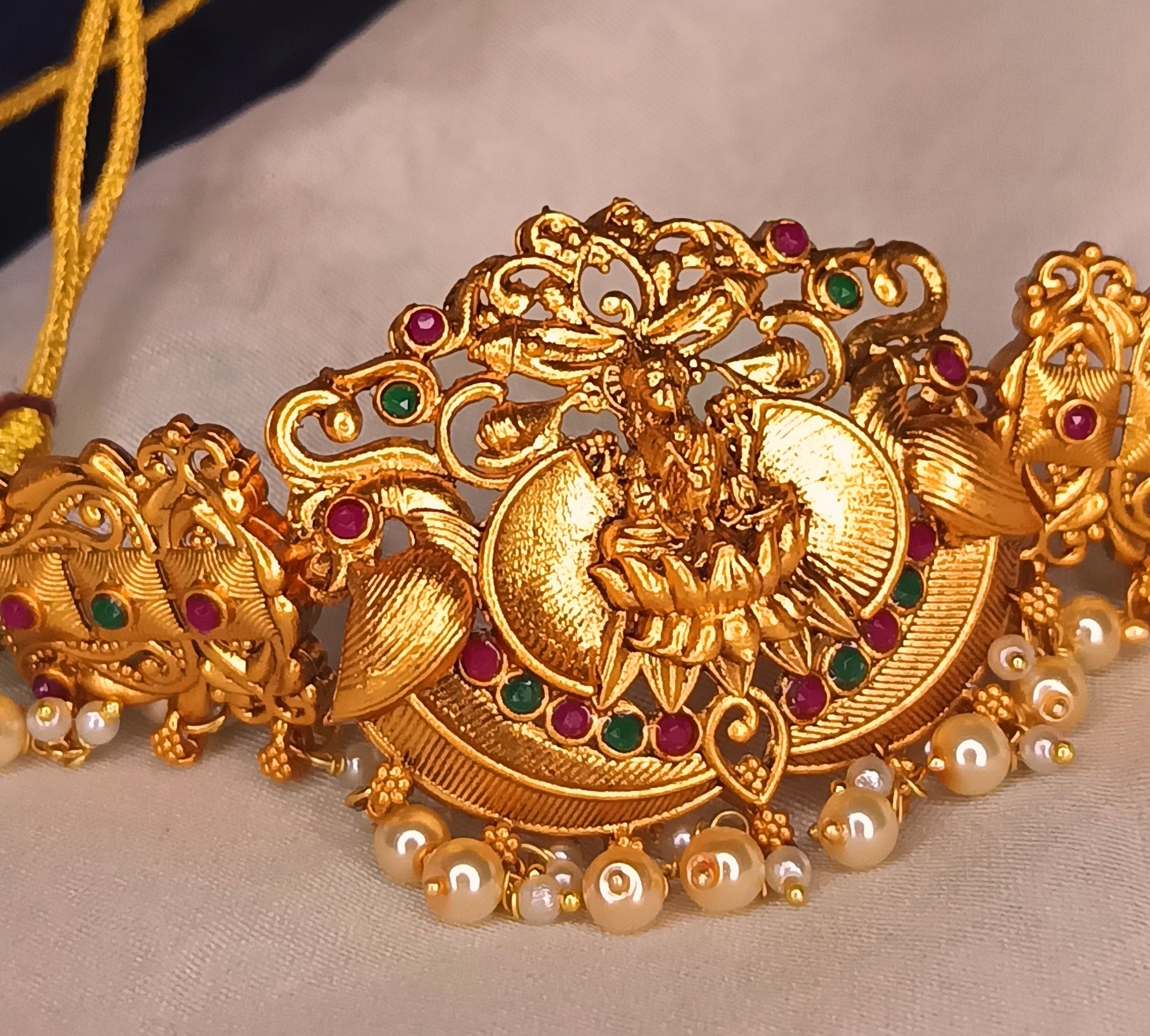Mesmerizing antique Choker lakshmi _6peacock-PunnagaiDJ