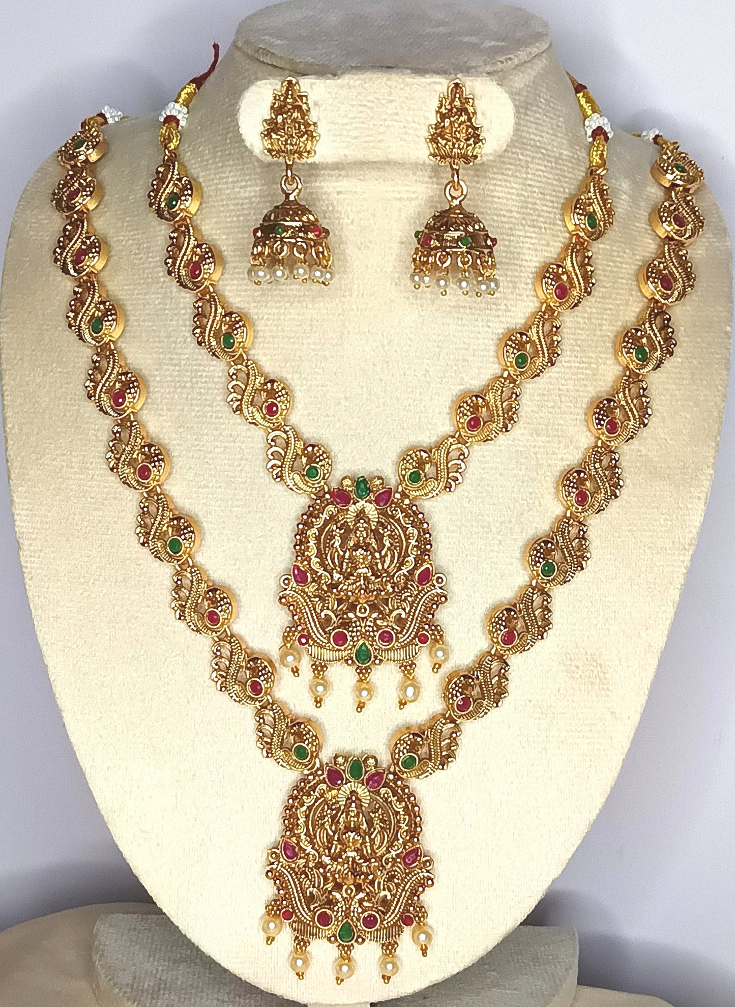 Scintillating Antique lakshmi_peacock Haram set