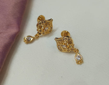 White Spear drops earrings