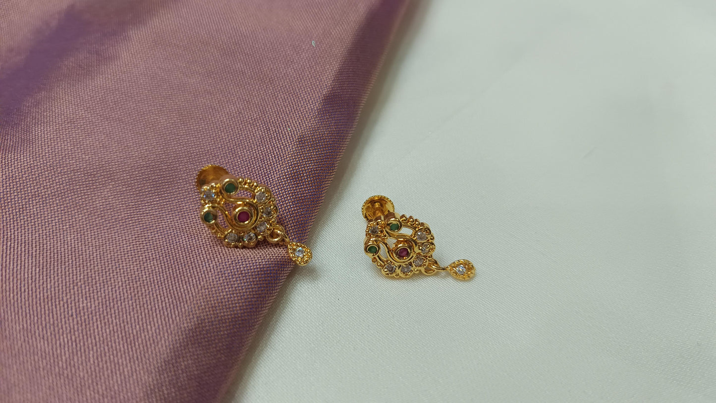 Flower drops stud earrings