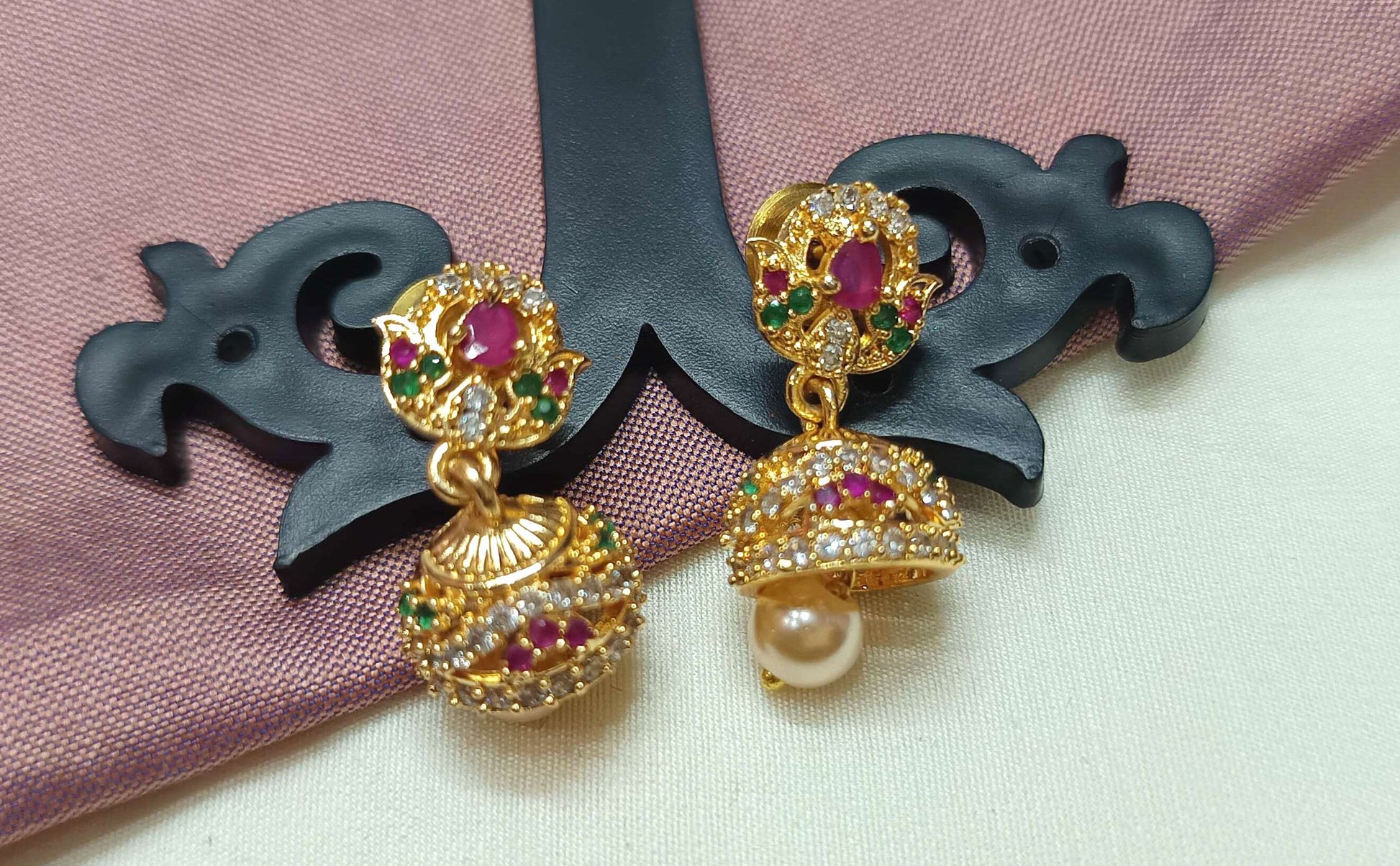 Stunning lotus Jumki