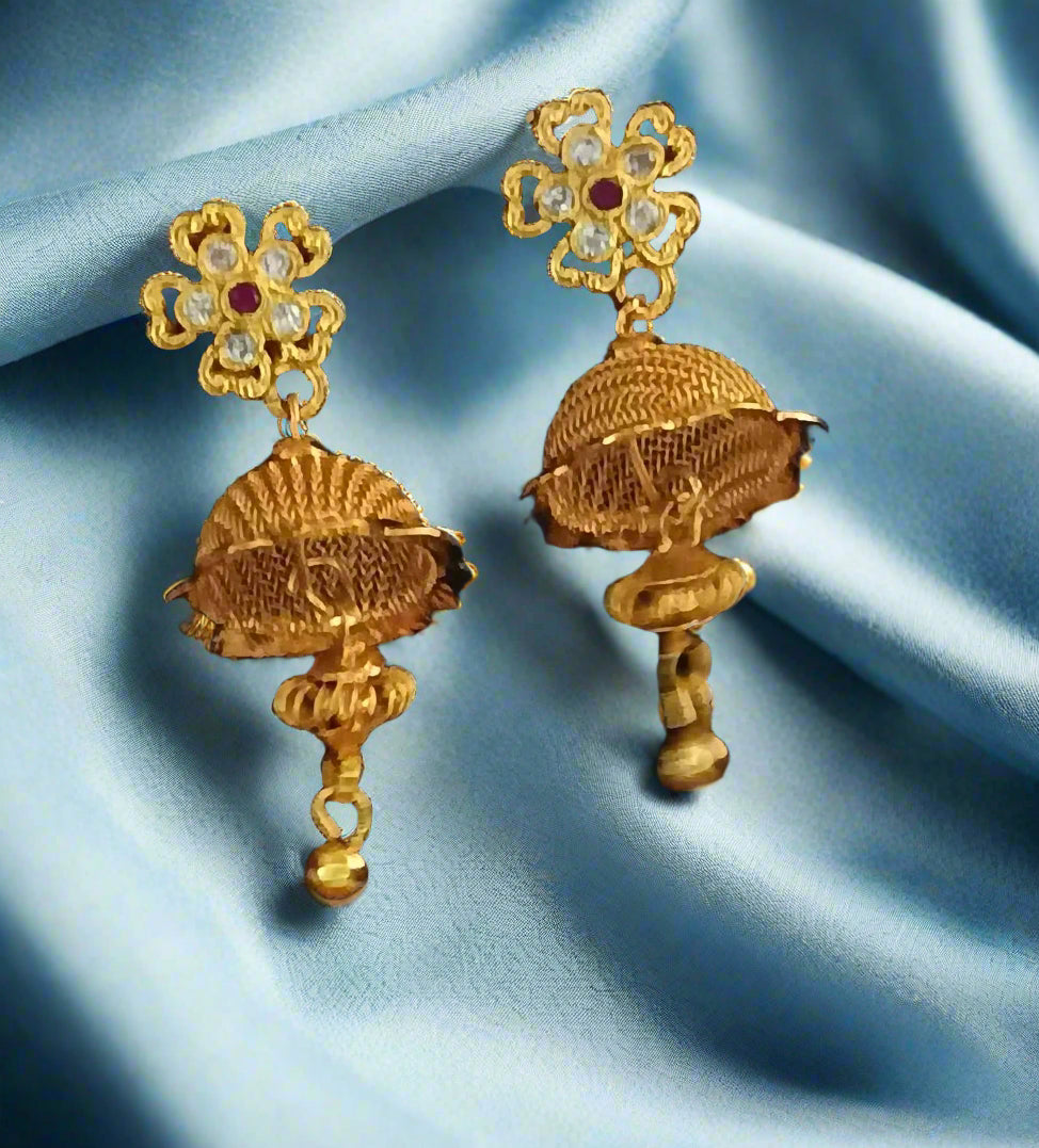 Alluring flower Jumki earrings