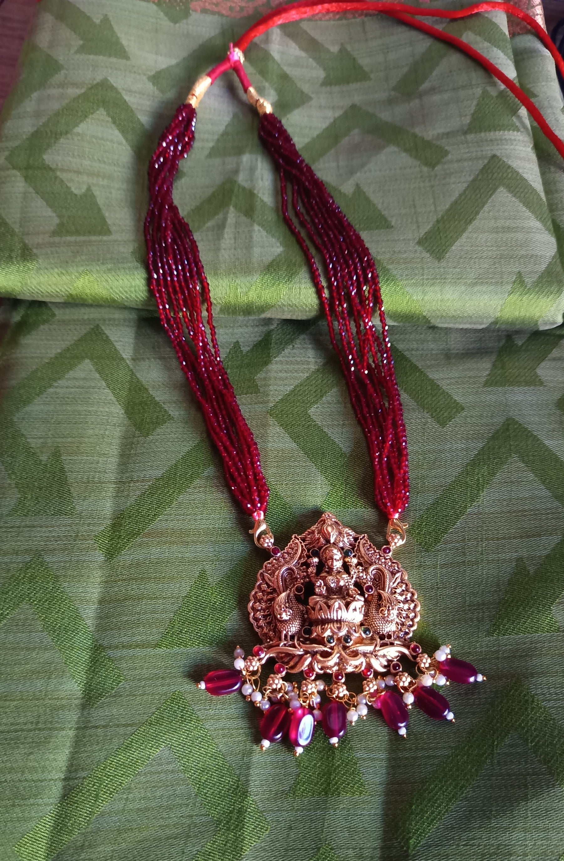 Red Crystal bead pendent Chain