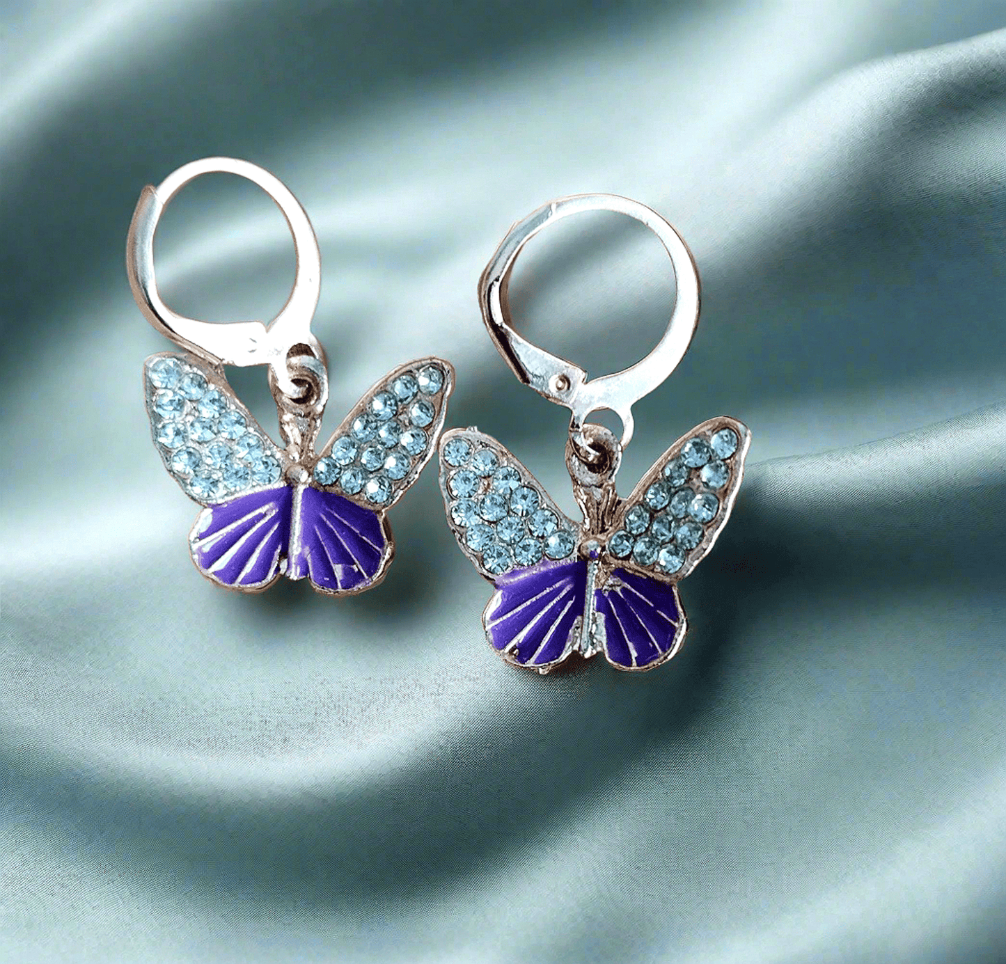 gold plated AD butterfly earrings hoop dangler
Enamel Butterfly Charms Handmade Insect Earrings
Girls college party