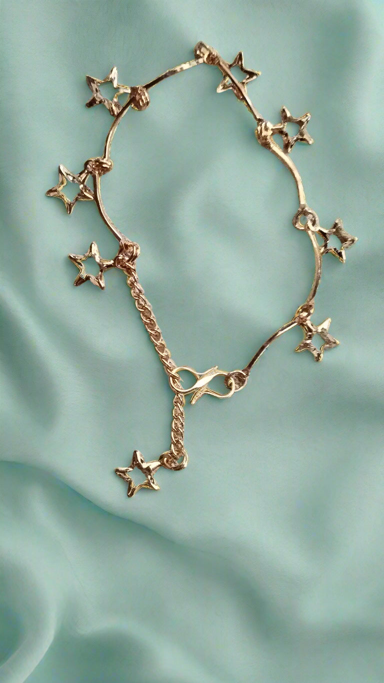 Trendy sleek anti tarnish Bracelet for office wear casual daily