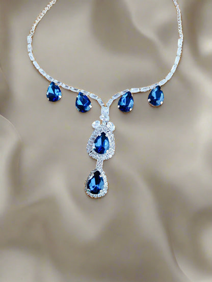 Alluring  Rhodium plated American diamond Necklace set